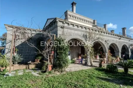 Villa For Sale 01010 Piansano IT